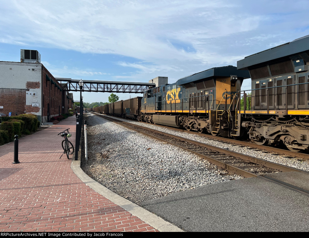 CSX 872
